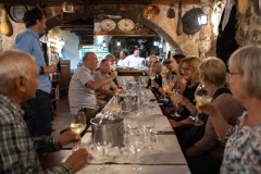 Enjoy an evening in a traditional Arcos de Valdevez restaurant, savoring authentic Minho cuisine and regional wines. Gather around a rustic table, soaking in the warm atmosphere, lively conversation, and genuine Portuguese hospitality.